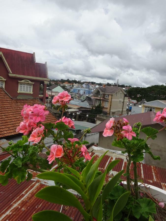 Blue Sky Homestay Dalat Exteriör bild
